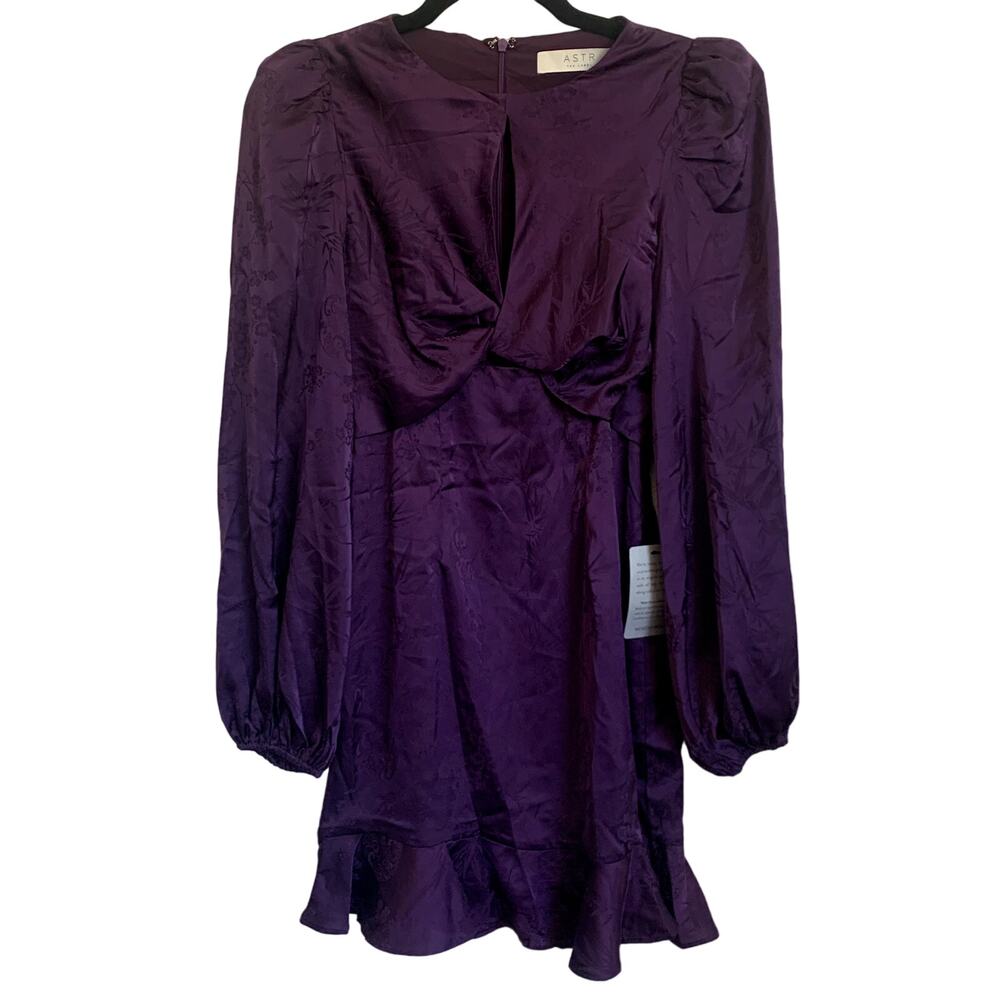 NWT ASTR Satin Puff Shoulder Mini Dress in Purple Bamboo Floral Print‎